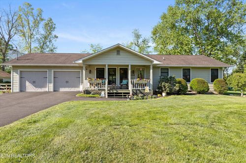 2229 Meadowbrook Ln, Sevierville, TN, 37862-8501 | Card Image