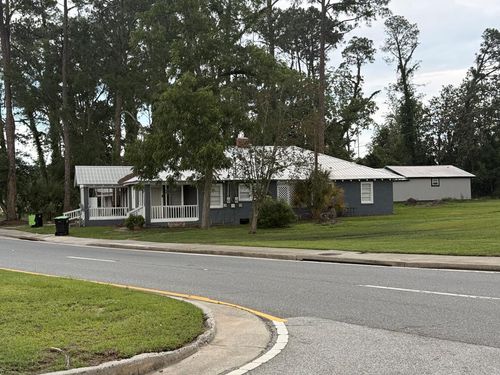 2-606-608 Ward St E, Douglas, GA, 31533-0302 | Card Image