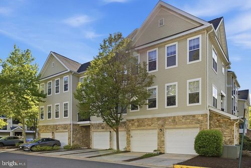 c-5106 Travis Edward Way, CENTREVILLE, VA, 20120-3067 | Card Image
