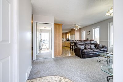 4845 50 Ave, House detached with 3 bedrooms, 2 bathrooms and 6 parking in Kitscoty AB | Image 3