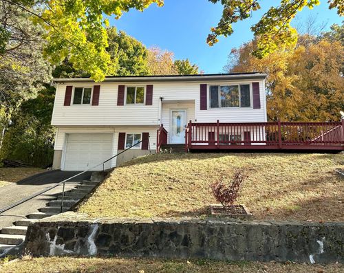 35 Fleetwood Drive, Danbury, CT, 06810 | Card Image