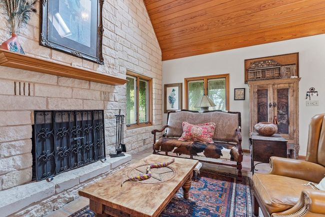 556 Cliff View Loop, Home with 6 bedrooms, 7 bathrooms and null parking in Harper TX | Image 66