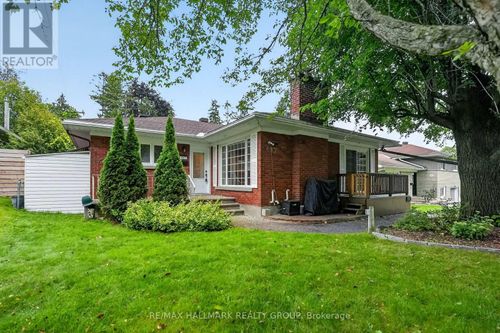 987 Neville St, Ottawa, ON, K2B5W1 | Card Image