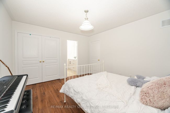 71 Vanderpool Cres, House other with 7 bedrooms, 5 bathrooms and 4 parking in Brampton ON | Image 31