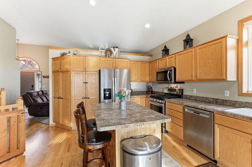 615 Juliet Ave, Clearwater, MN, 55320-1650 | Card Image