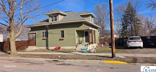 405 Hoosac St E, Waterville, MN, 56096-1528 | Card Image