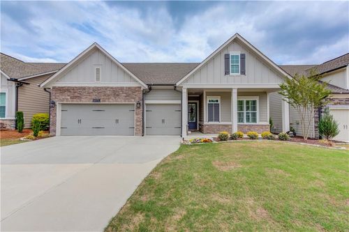 6971 Scenic Overlook Trce, Flowery Branch, GA, 30542-2547 | Card Image