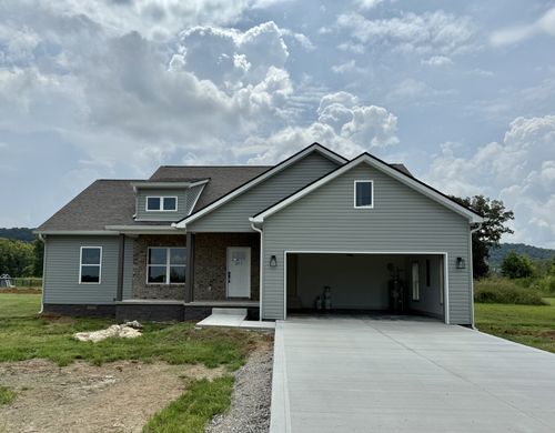 211 Dairy Barn Rd, Sparta, TN, 38583-2280 | Card Image