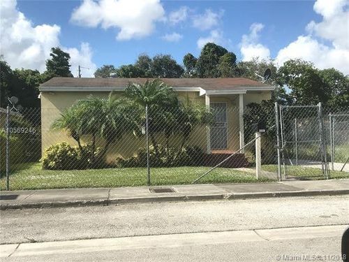 6720 Nw 4th Ave, Miami, FL, 33150-3929 | Card Image