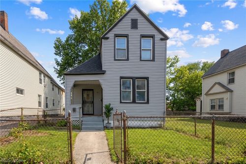 1266 E 102nd St, Cleveland, OH, 44108-3507 | Card Image