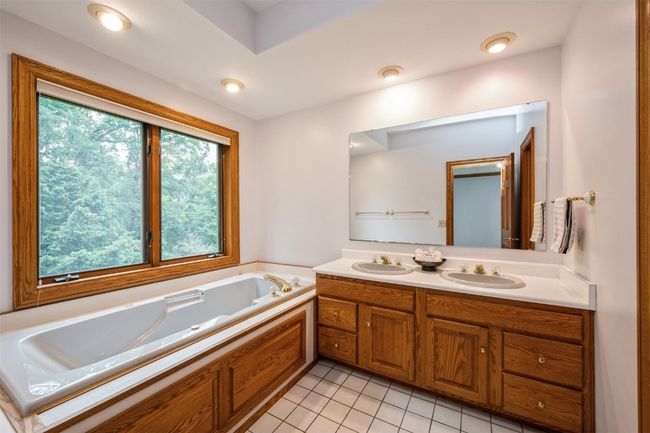 3519 Timber Ridge Trl, House other with 5 bedrooms, 3 bathrooms and null parking in Cedar Rapids IA | Image 23
