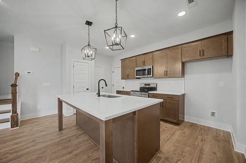 2431 Twill Pl, Chattanooga, TN, 37404-5255 | Card Image