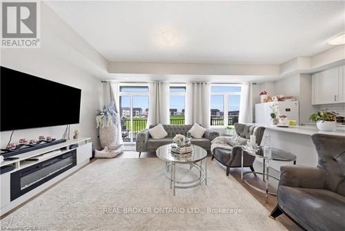 88-176 Wheat Lane, Kitchener, ON, N2R0R4 | Card Image