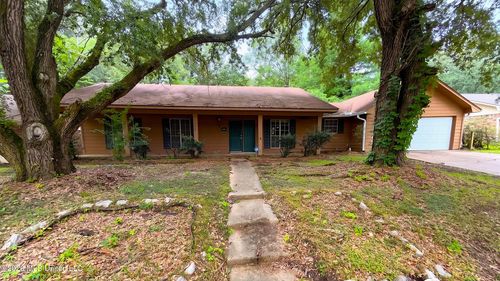 1608 Melrose Pl, Clinton, MS, 39056-3925 | Card Image
