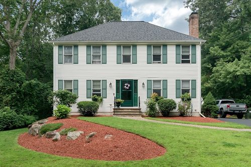 265 Blackstone St, Uxbridge, MA, 01569-1927 | Card Image