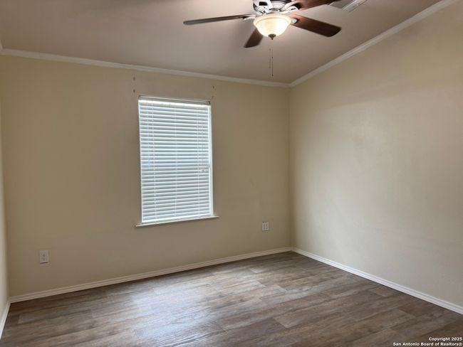 8600 S Loop 1604 E, House other with 4 bedrooms, 3 bathrooms and null parking in Elmendorf TX | Image 24