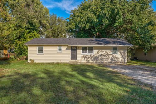 1934 N Yates Ave, Springfield, MO, 65803-5279 | Card Image