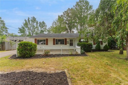 7365 Chennault Drive, North Ridgeville, OH, 44039 | Card Image