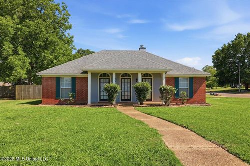 201 Planters Cv, Gluckstadt, MS, 39110-7988 | Card Image