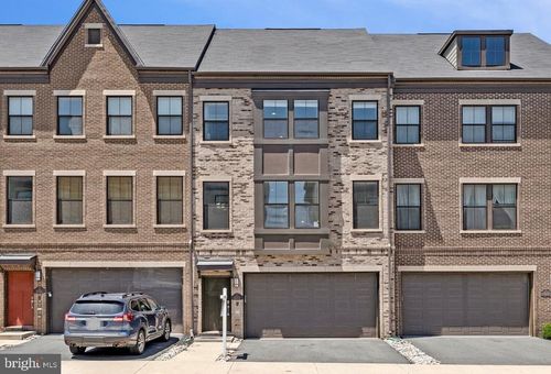 3072 Alan Shepard St, HERNDON, VA, 20171-4199 | Card Image