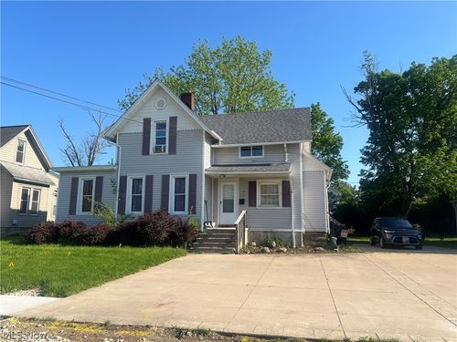 519 Blake Ave, Medina, OH, 44256-2308 | Card Image