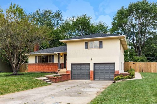 2664 Sonata Dr, Columbus, OH, 43209-3213 | Card Image