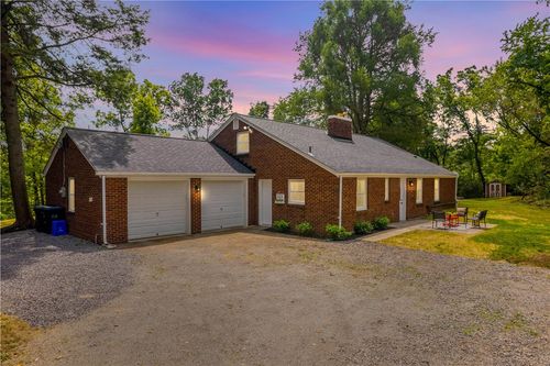 223 Nicholson Rd, Sewickley, PA, 15143-9521 | Card Image