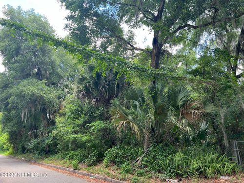 823 S 13th St, Palatka, FL, 32177-5013 | Card Image