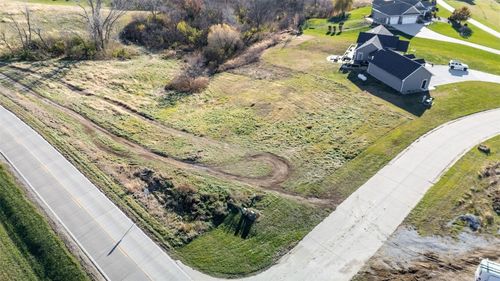 2988 127th Dr, Amana, IA, 52203-8150 | Card Image