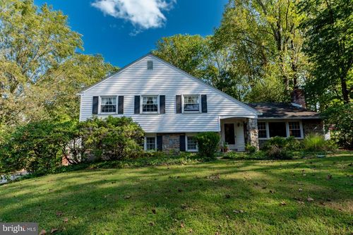 127 Deerfield Rd, BROOMALL, PA, 19008-2036 | Card Image