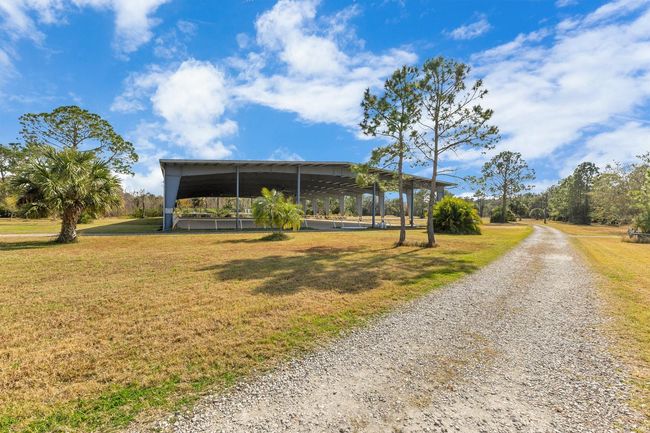 2140 W State Road 46, House other with 1 bedrooms, 2 bathrooms and null parking in GENEVA FL | Image 4