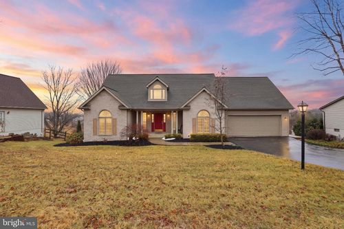 70 Piston Ct, STEWARTSTOWN, PA, 17363-8323 | Card Image