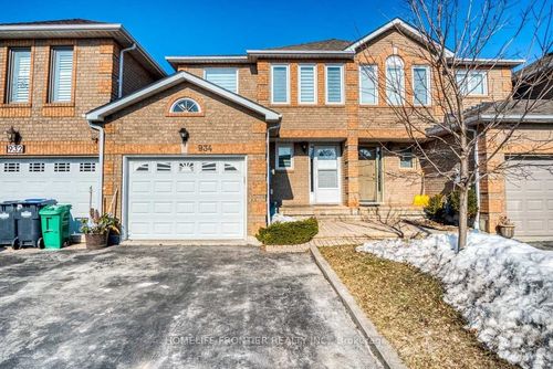 934 Cardington St, Mississauga, ON, L5V1Z8 | Card Image