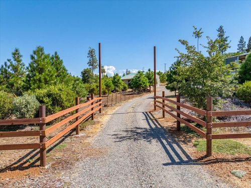 21415 Ponderosa Way, Manton, CA, 96059-9302 | Card Image