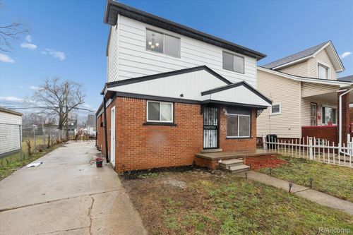18821 Albany St, Detroit, MI, 48234-2537 | Card Image