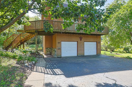 5022 Saint Josephs Ct, Wonder Lake, IL, 60097-9711 | Card Image