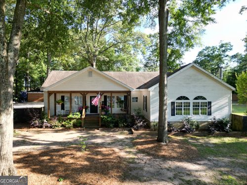 1061 S Lake Dr, East Dublin, GA, 31027-2598 | Card Image