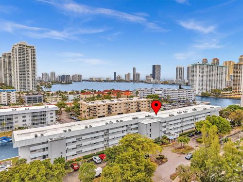 211-3600 Ne 170th St, North Miami Beach, FL, 33160-3119 | Card Image