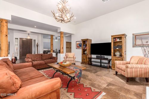 5872 E Red Dog Dr, Cave Creek, AZ, 85331-7723 | Card Image