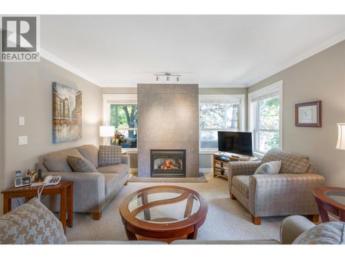 106-933 Harvey Ave, Kelowna, BC, V1Y9S1 | Card Image