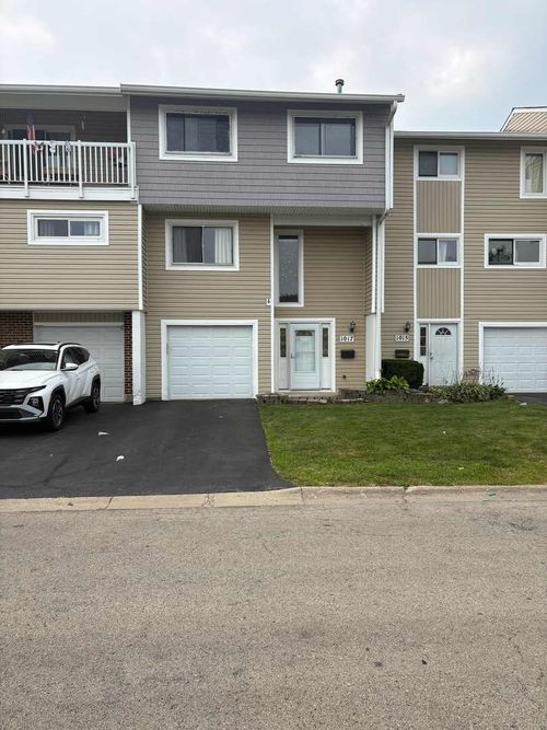 1017 Sandpiper Ct, Bartlett, IL, 60103-4849 | Card Image