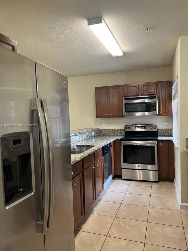 26 - 22411 Sw 88 Th Pl, Condo with 3 bedrooms, 2 bathrooms and null parking in Cutler Bay FL | Image 8