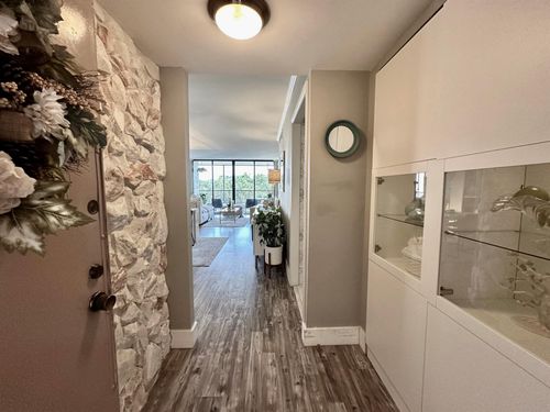 apt-j682-2816 N 46th Ave, Hollywood, FL, 33021-2984 | Card Image