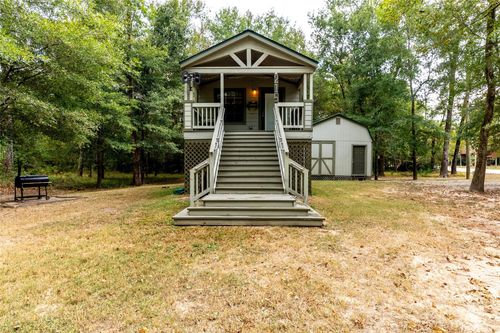 215 Center St, Liberty, TX, 77575-6151 | Card Image