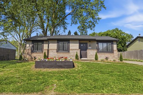 11835 Arcola St, Livonia, MI, 48150-5306 | Card Image