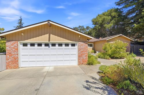 3 Tilden Dr, Novato, CA, 94947-4625 | Card Image