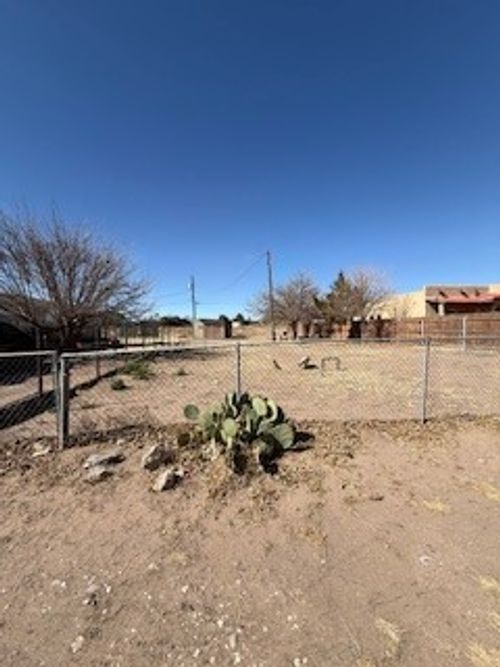 1005 N Gonzales St, Marfa, TX, 79843-6583 | Card Image