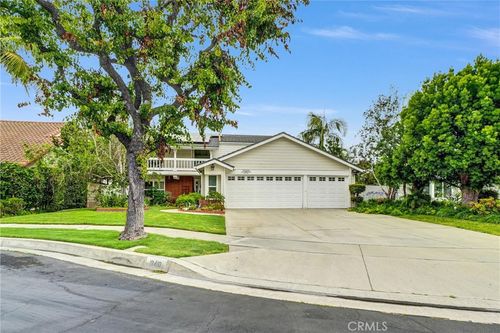 19410 Shelford Dr, Cerritos, CA, 90703-7273 | Card Image