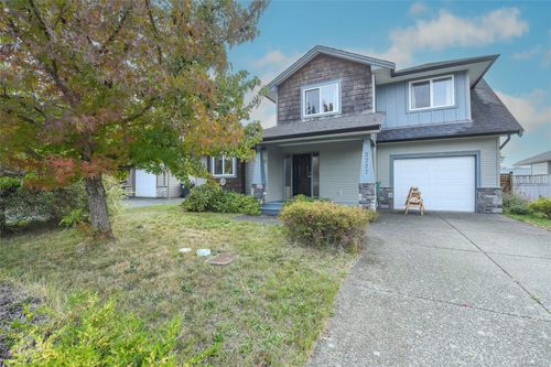 2237 Neptune Way, Comox, BC, V9M4E8 | Card Image