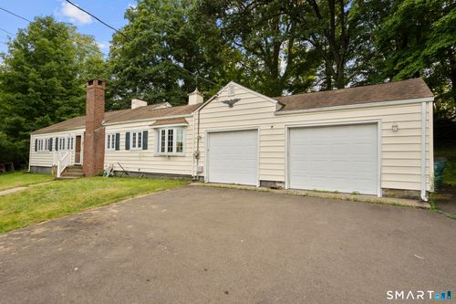 160 Sanford St, Hamden, CT, 06514-1740 | Card Image